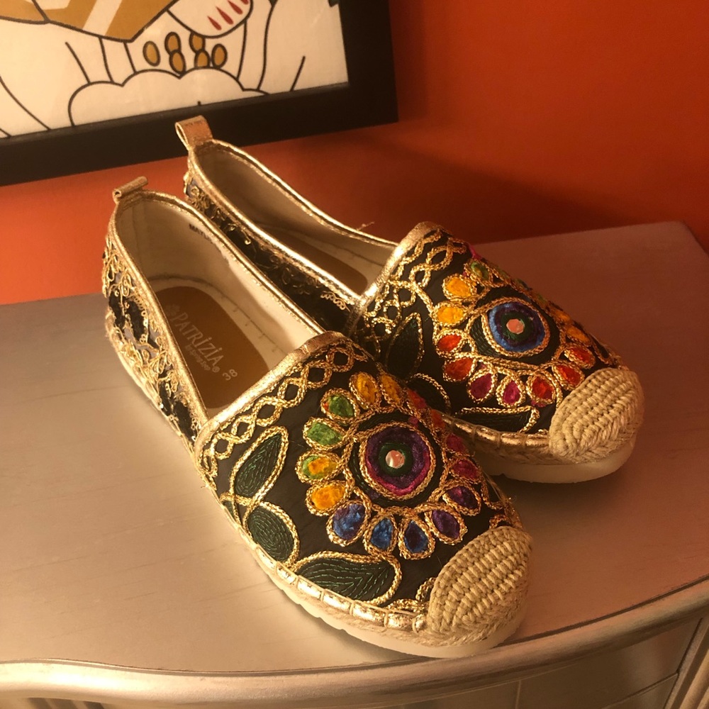 Spring step size 38 shoes.